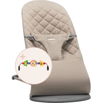 BabyBjorn - Balansoar din tesatura matlasata cu aspect Clasic, Bliss Sand Grey, cu bara de jucarii inclusa